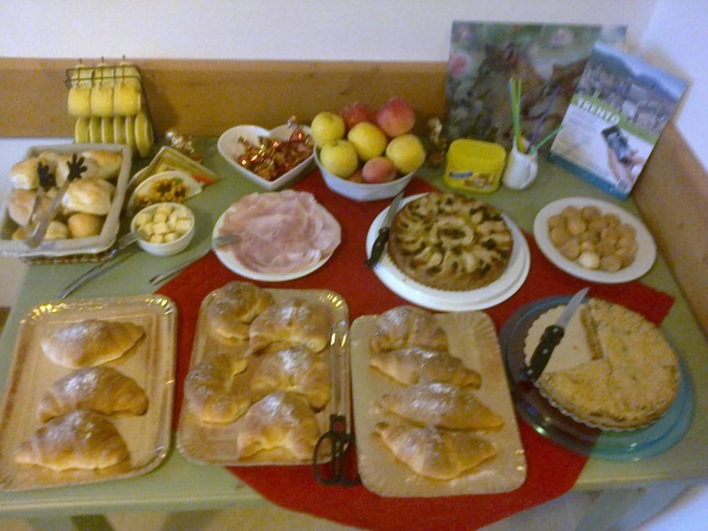 Agritur Al Vigneto Bed & Breakfast Trento Room photo